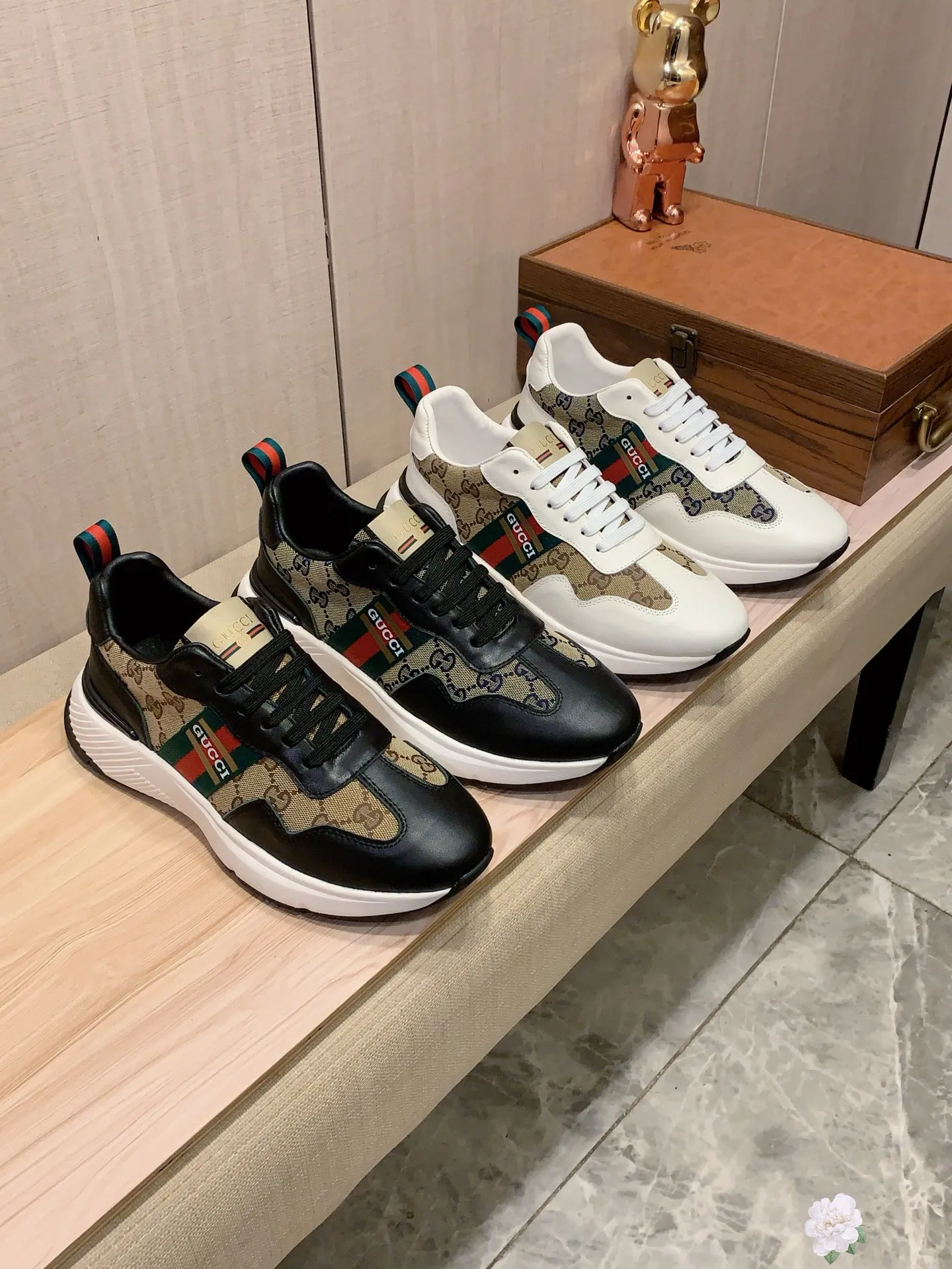 Men's men's shoes💰460💰💰🎩🎩[Lightning][Lightning] "Gucci*" The latest • popular casual shoes, top brand [seduce] luxury ~ purchasing agency, top ~ quality. [Strong] The upper is made of imported breathable cowhide with woven material ➕ breathable sheepskin feet (•) and fine workmanship. The original stylish and stylish soft rubber wear-resistant and non-slip outsole is light and comfortable on the feet. The real thing looks better when photographed. 010: Size: 38-44, 4️⃣ colors selected